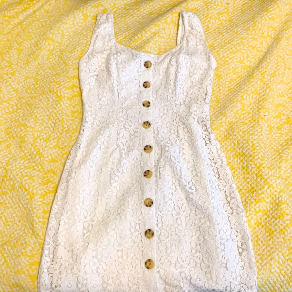 Abercrombie and Fitch White Button Up Floral Dress